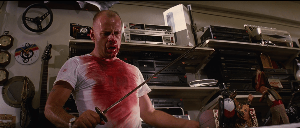 Butch Coolidge Bruce Willis honor katana escena Pulp Fiction reloj de oro